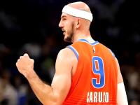 开云平台-湖人客场擒下奇才，卡鲁索发挥抢眼