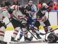 开云体育下载-加拿大球员获邀参加慈善足球友谊赛