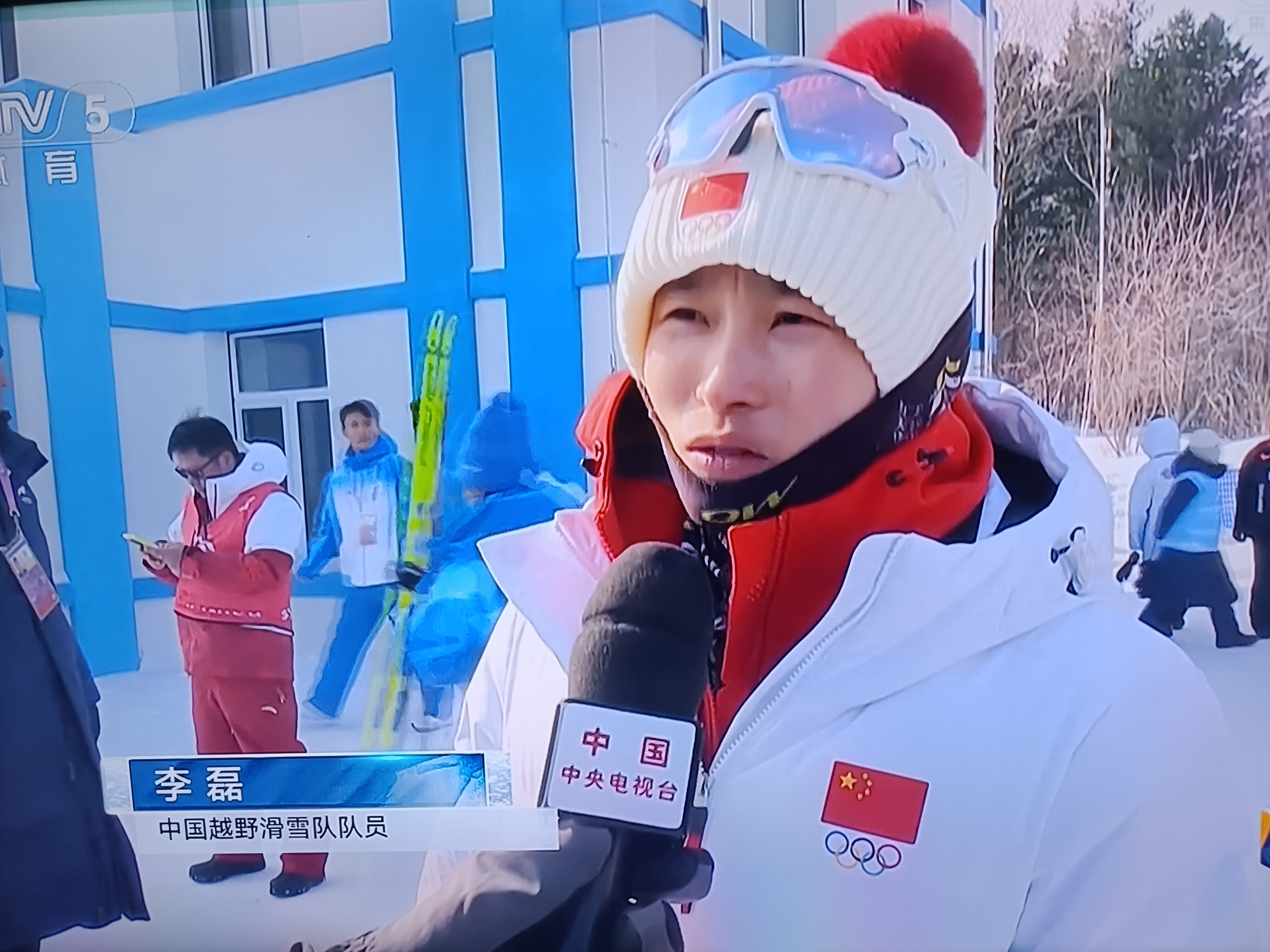 滑雪选手勇夺亚军，破局成功