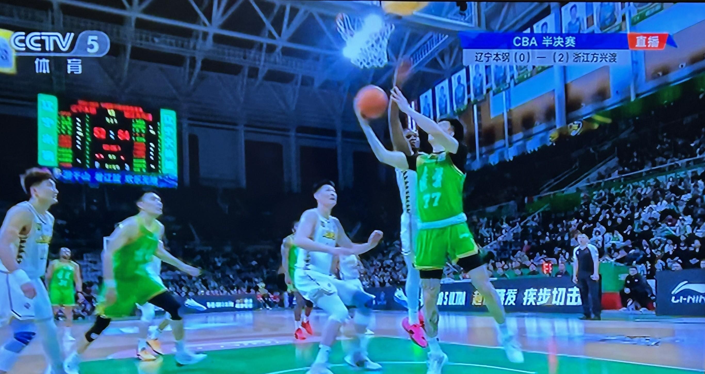 辽宁队遭遇逆境，艰难转变成强势对决