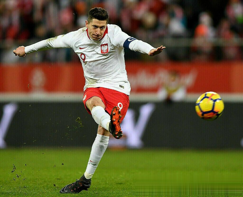 波兰队憾负对手，无缘晋级淘汰赛