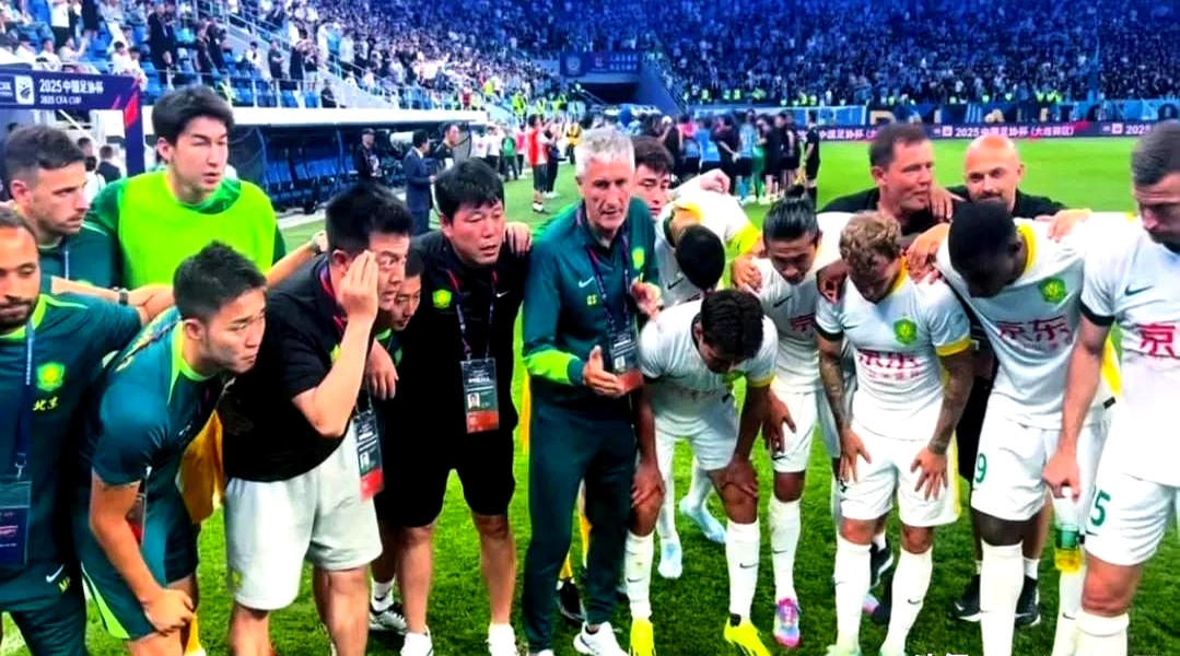 防线坚不可摧！球队成功击败对手