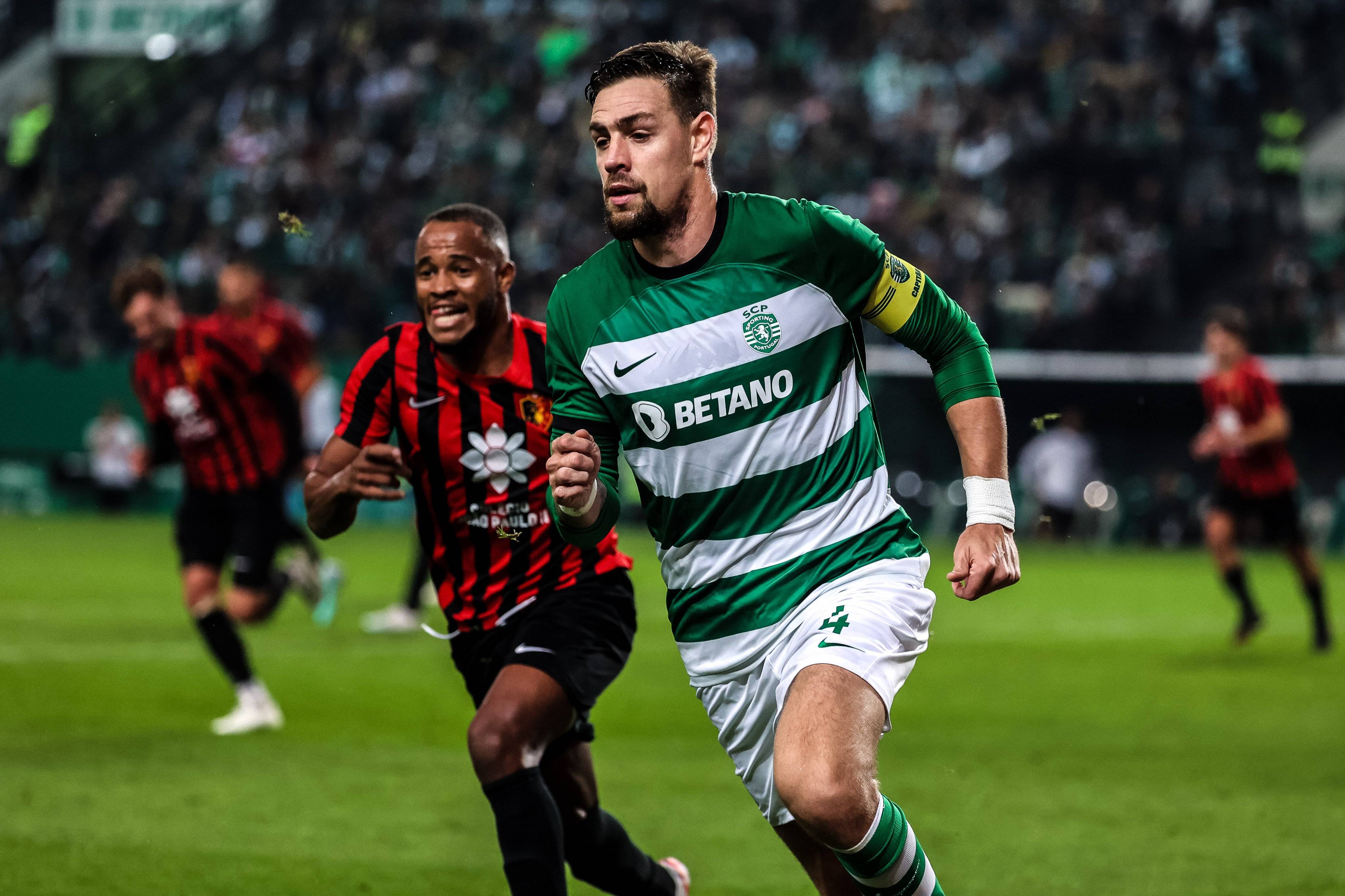 比利亚雷亚尔黯然离场，失去关键胜利