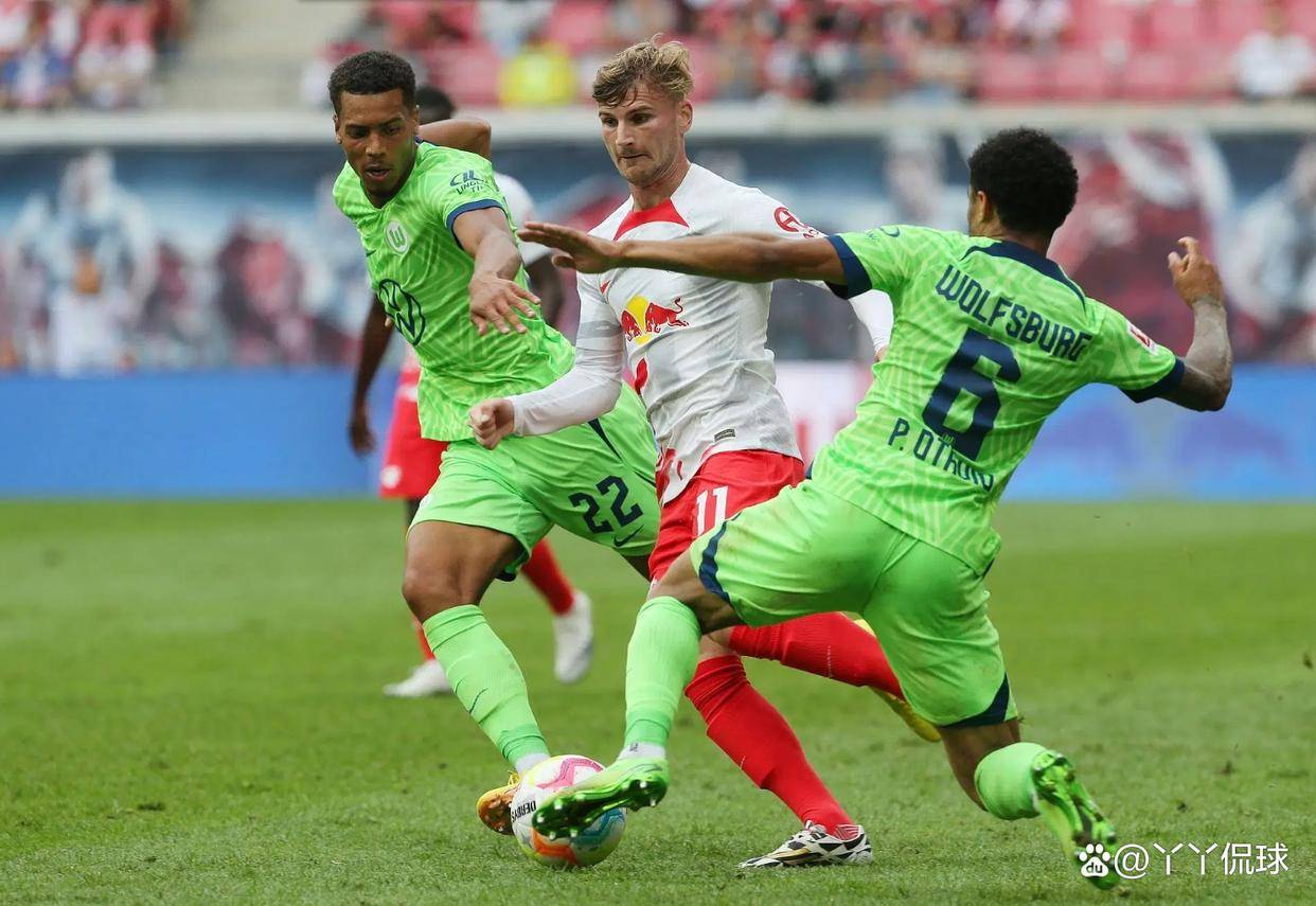 沃尔夫斯堡客场不敌RB莱比锡，主帅遭质疑