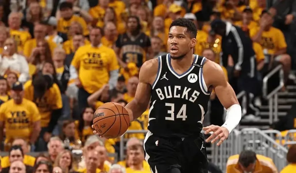 雄鹿胜马刺，字母哥+，抢七巨星比的简单介绍