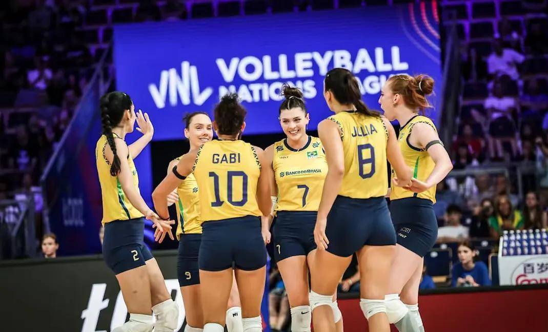 包含哈萨克斯坦遇挫，欧洲联赛强梦碎的词条