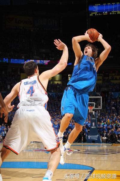 勇士客场逆转小牛，取得四连胜