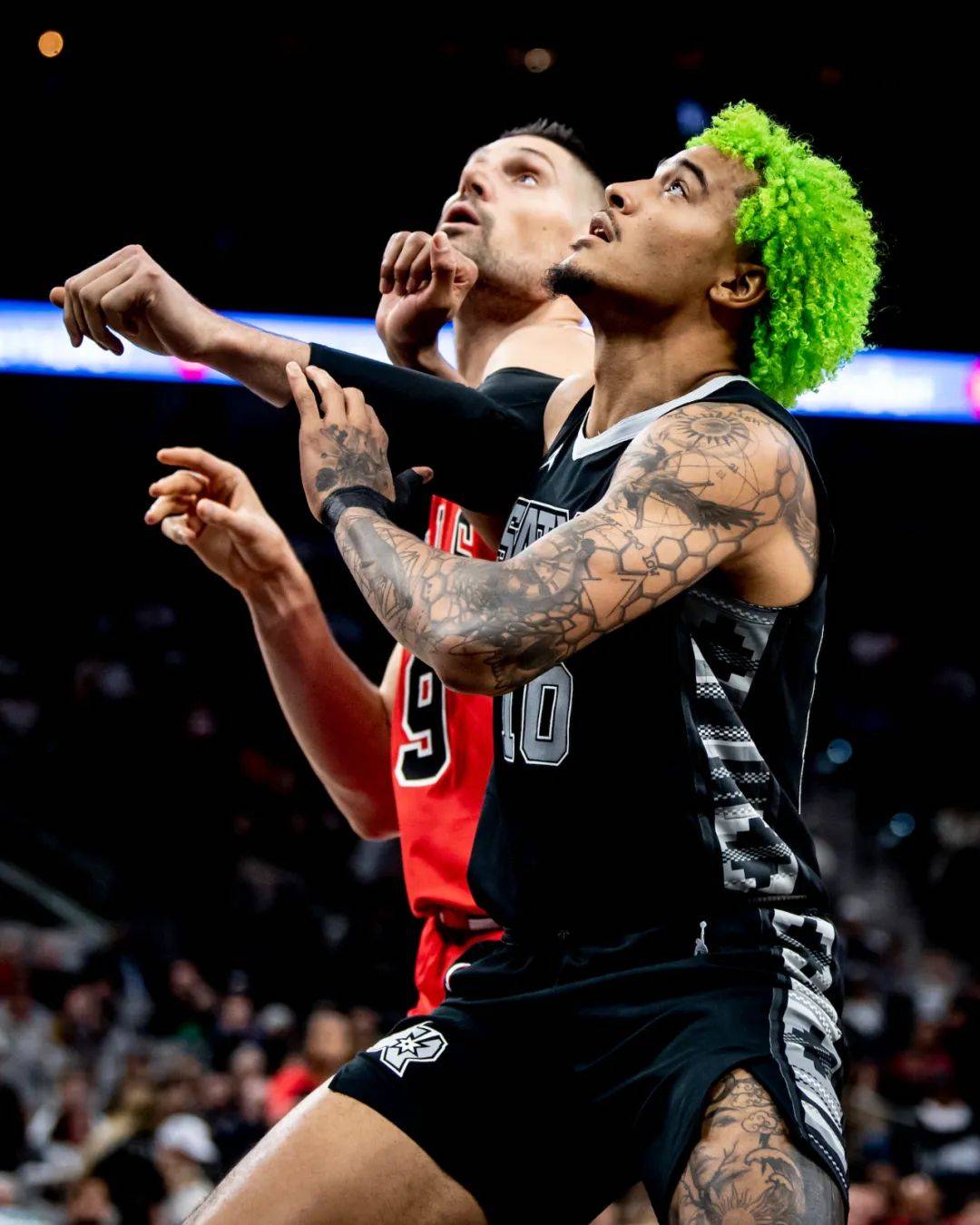 马刺大胜公牛,信心大增 马刺大胜公牛,信心大增