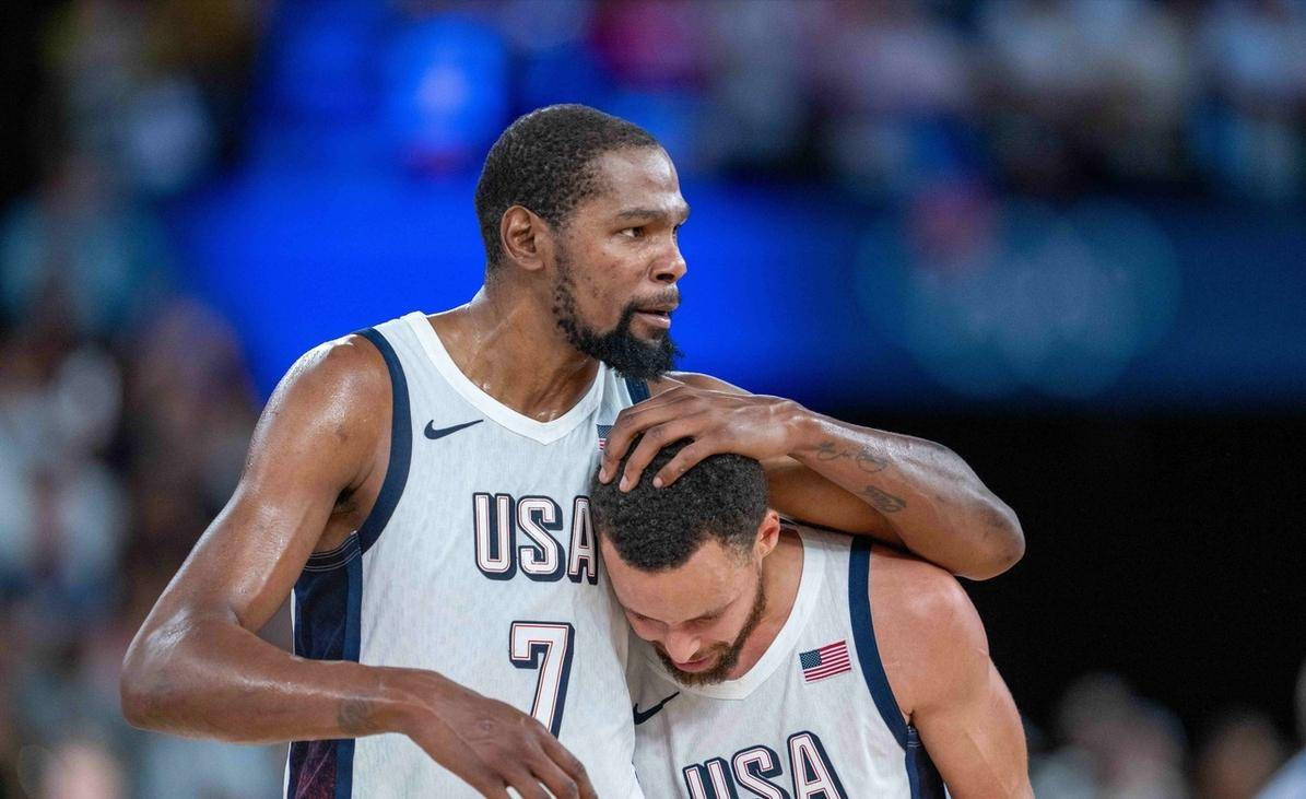 勇士大胜湖人,库里准三分联手杜兰特 勇士大胜湖人,库里准三分联手杜兰特