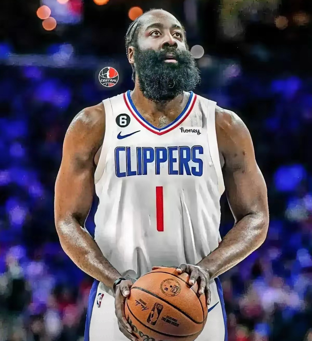 快船逆转黄蜂，取得关键胜利