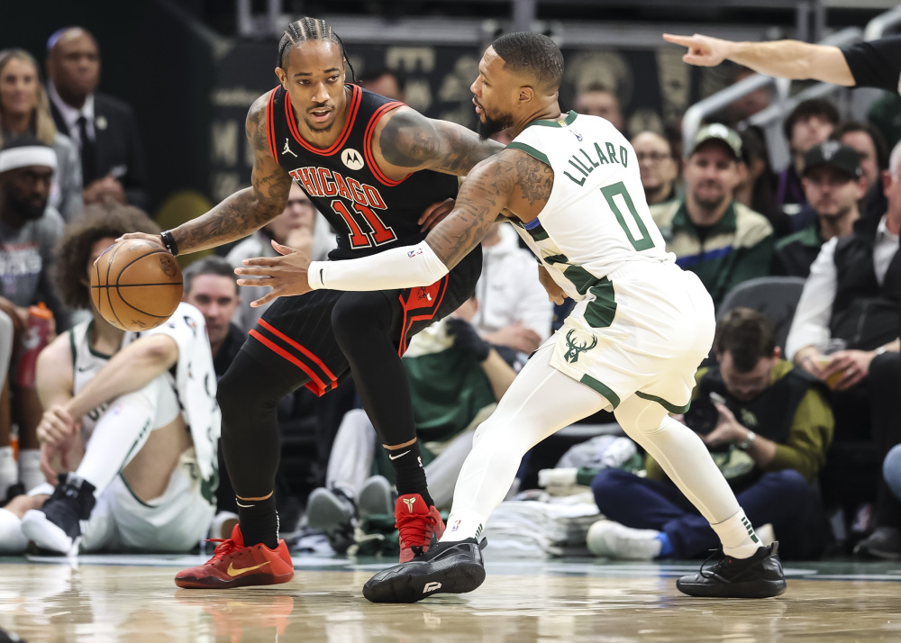 雄鹿胜公牛，客场保持不败