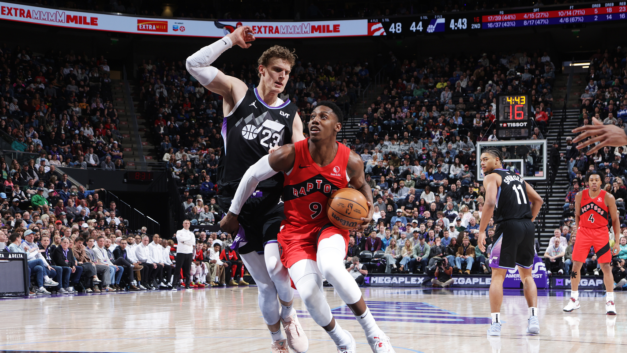 76人力克猛龙，夺得关键胜利