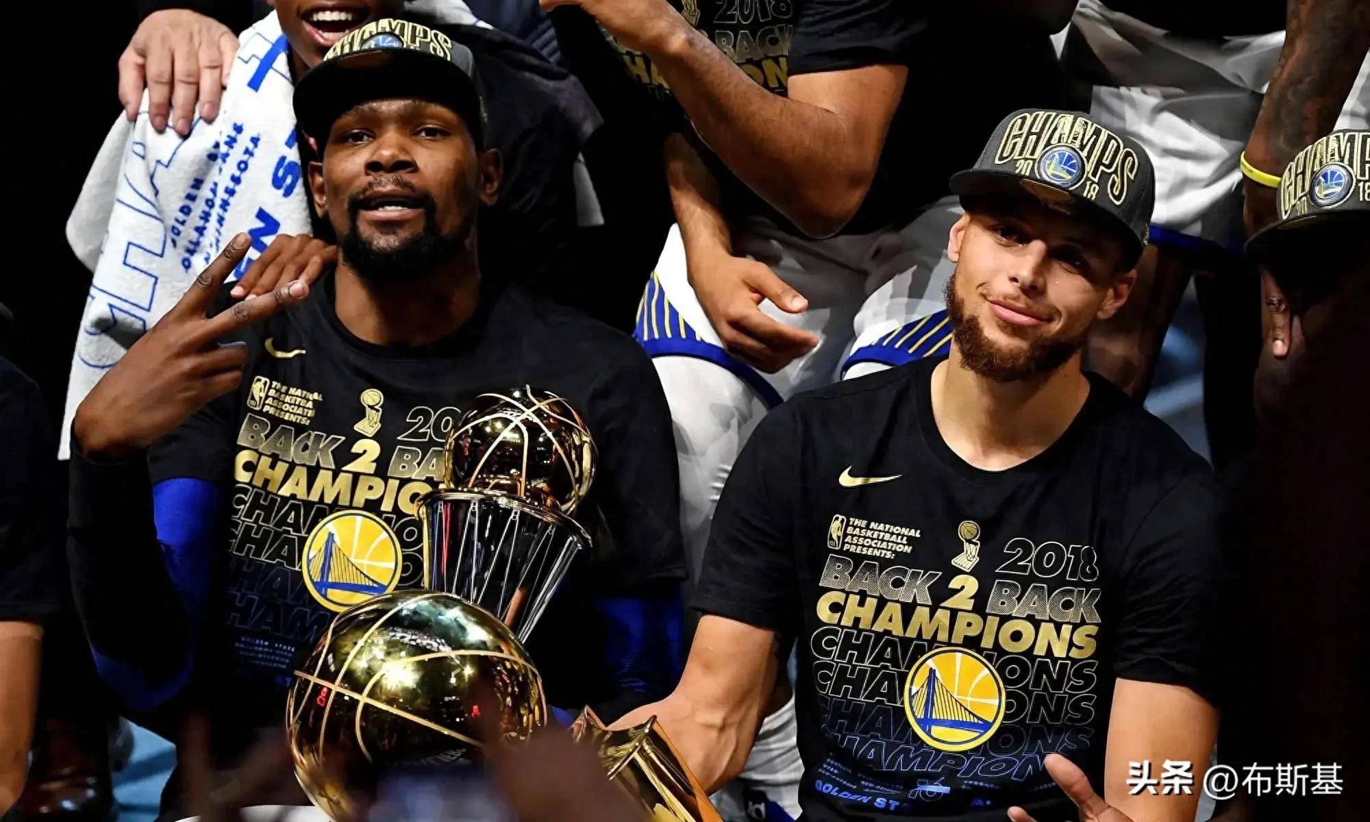 勇士客场击败爵士，库里成为得分王