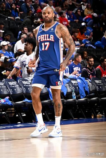 包含凯尔特人B队力克阿根廷男篮，贝弗利送出助攻的词条